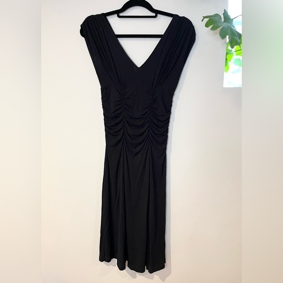 CAbi Dresses & Skirts - CAbi 108 Monroe V-neck Ruched Waist Midi
Black Cap Sleeve Dress Size S
